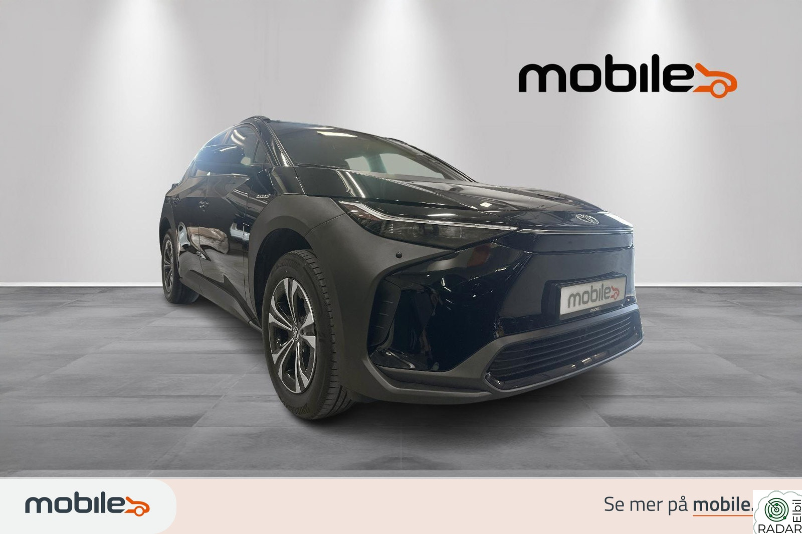TOYOTA BZ4X AWD Active Tech 10 års garanti! -Norsk bil! Takstativ!