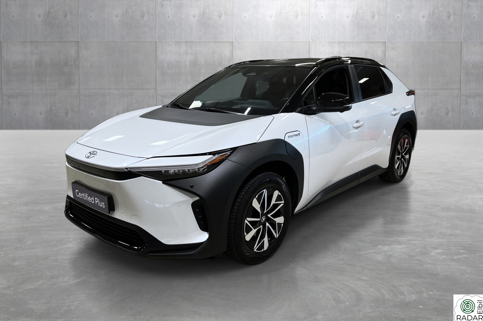 TOYOTA BZ4X AWD Executive Bitone
