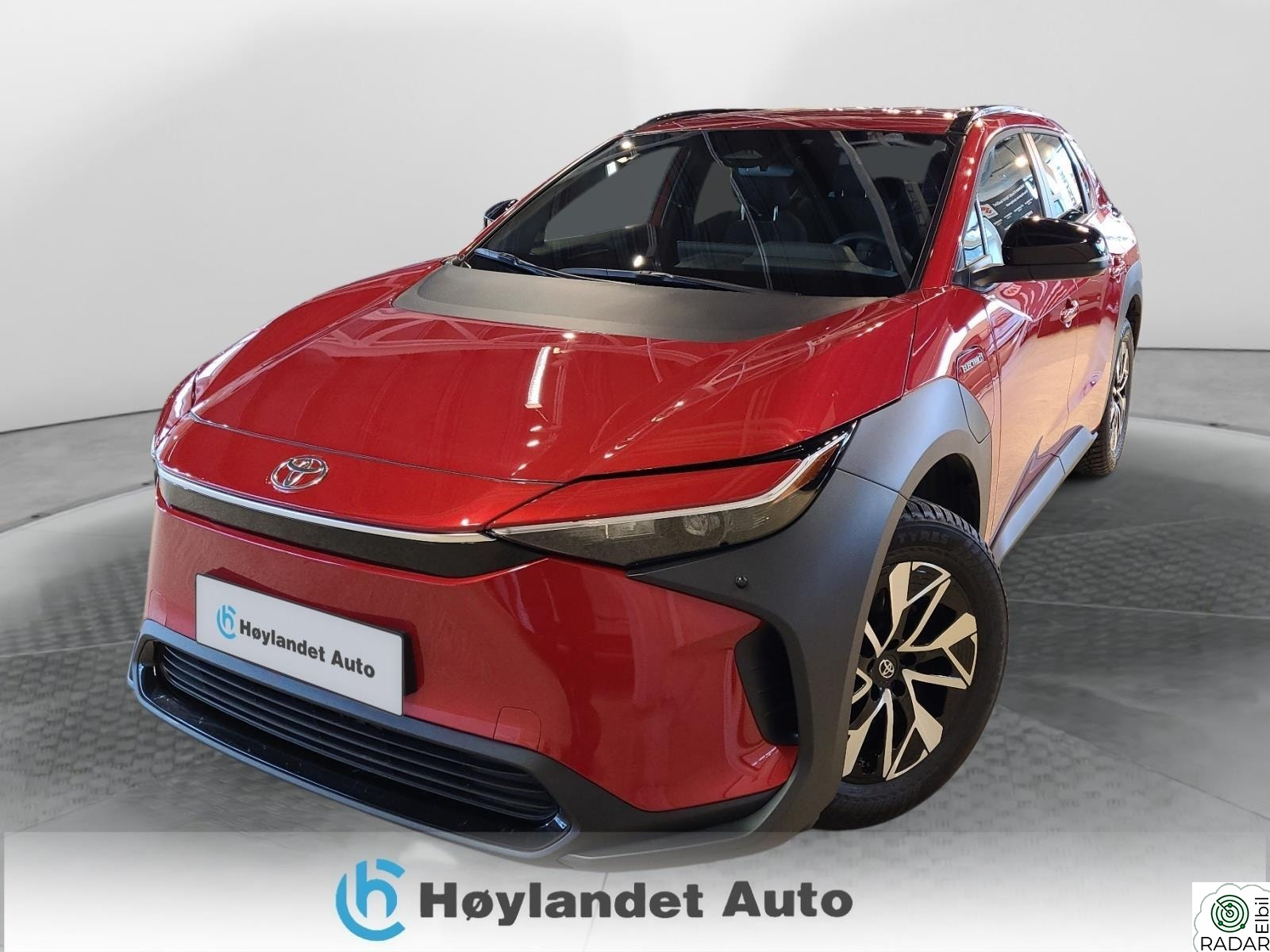 TOYOTA BZ4X Active AWD 4x4/Lav km.stand