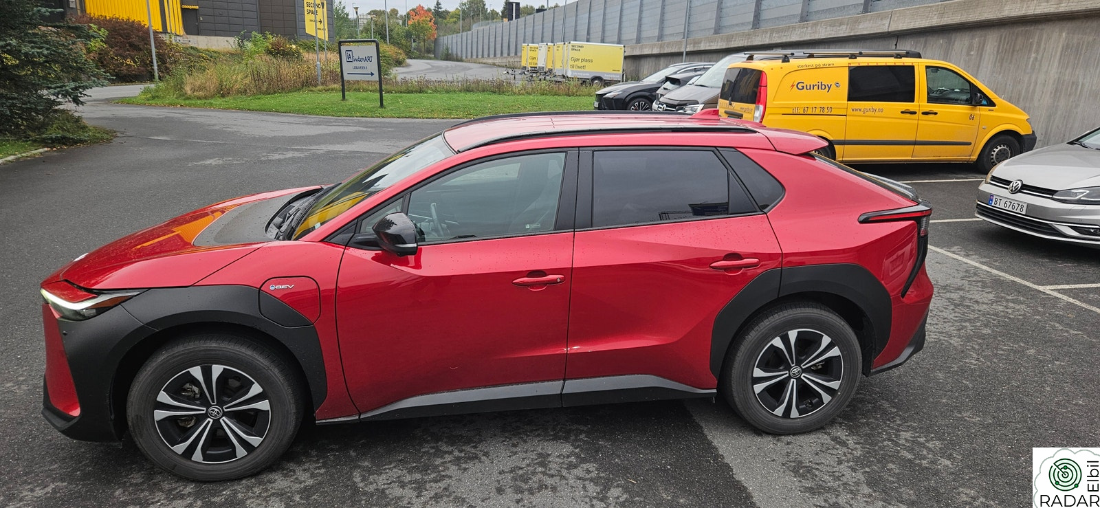 TOYOTA BZ4X Pris kr 3980.- AWD Active Tech
