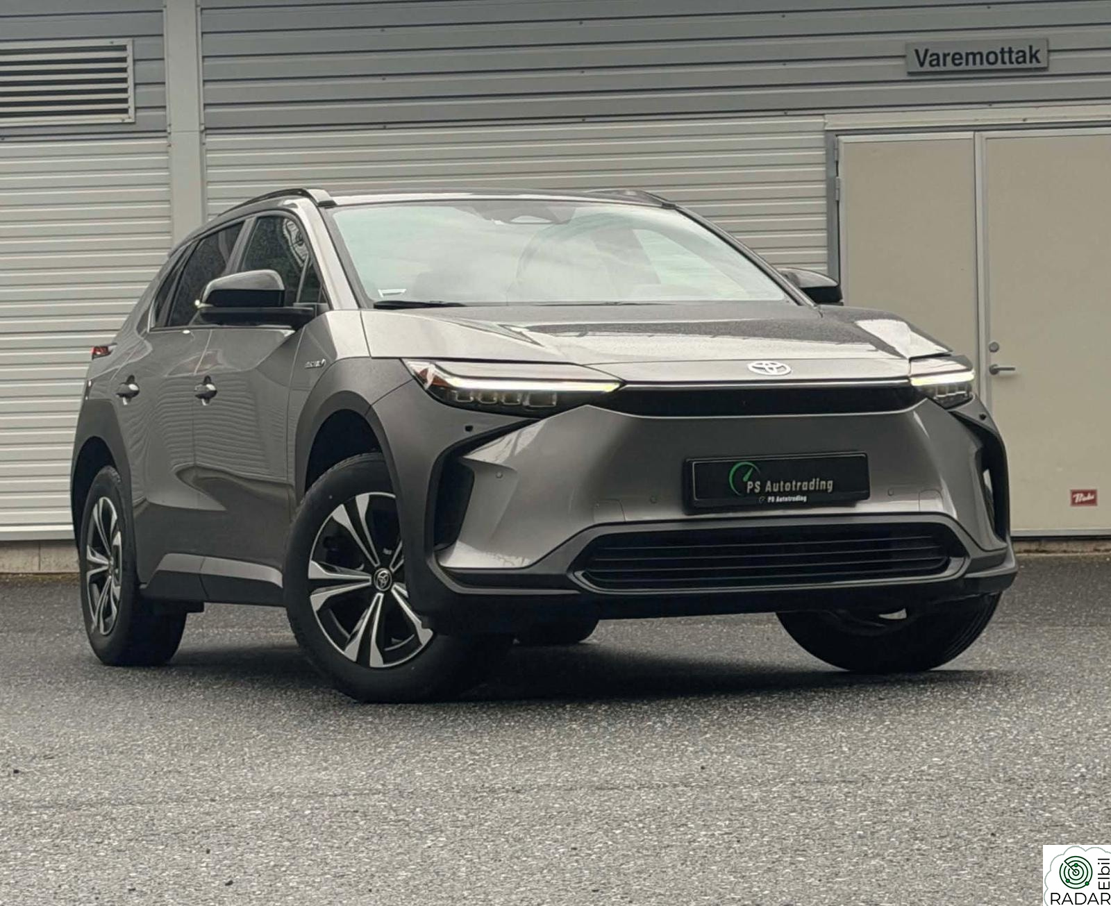 TOYOTA BZ4X AWD ACTIVE TECH | 360 KAMERA | OPPV. RATT | EL. BAKLUKE