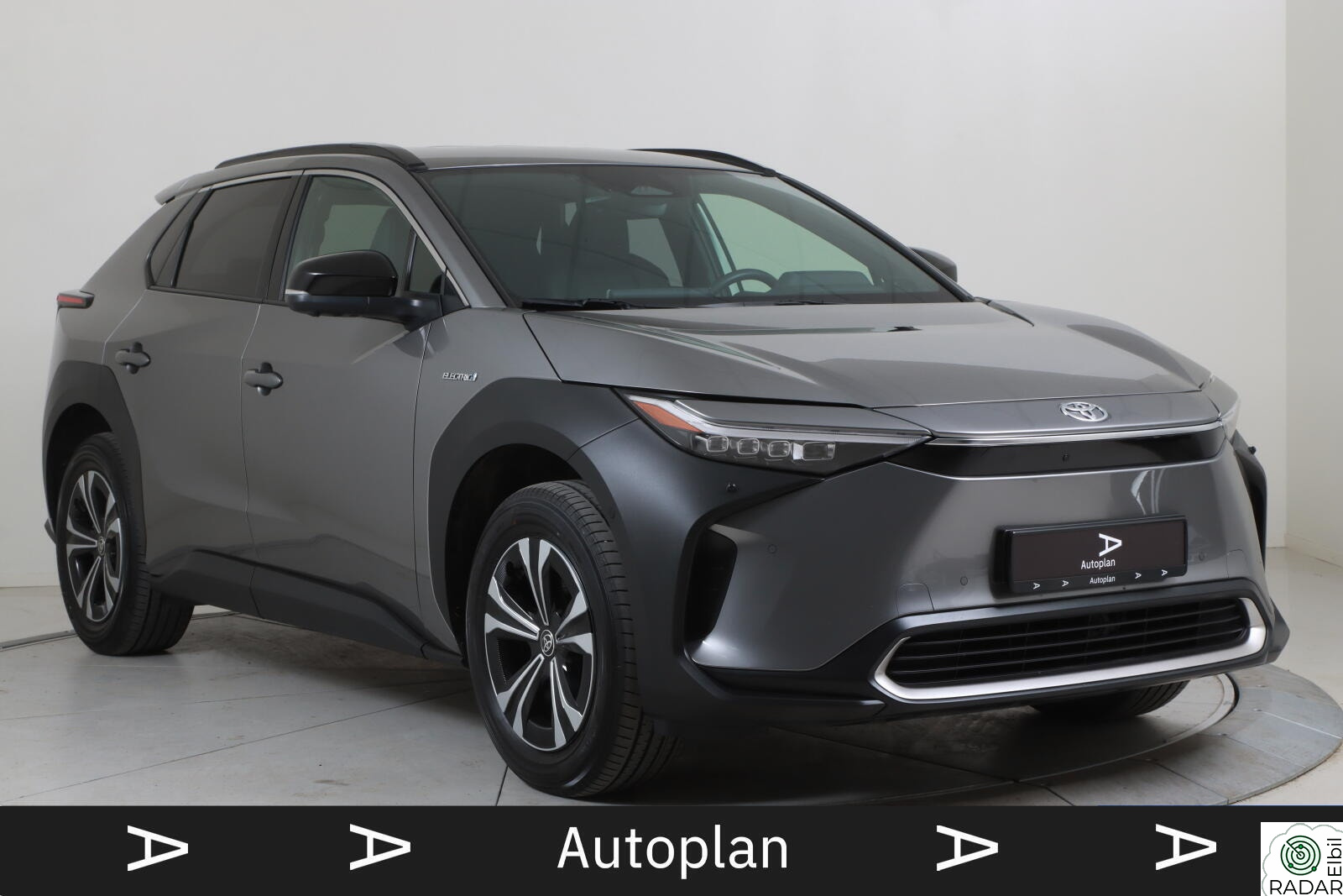 TOYOTA BZ4X AWD Executive ACC/360º/JBL®/DAB/BT