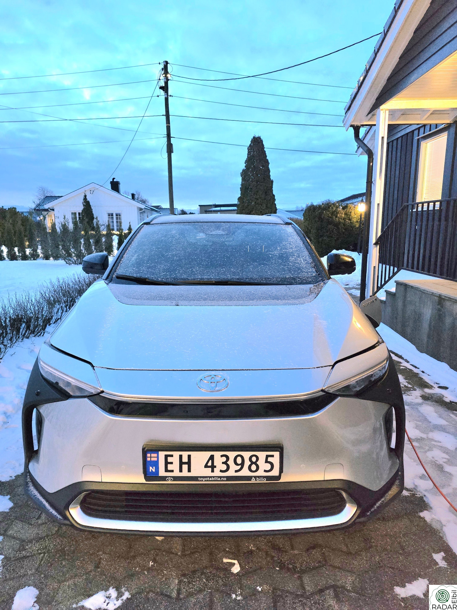 TOYOTA BZ4X AWD Executive