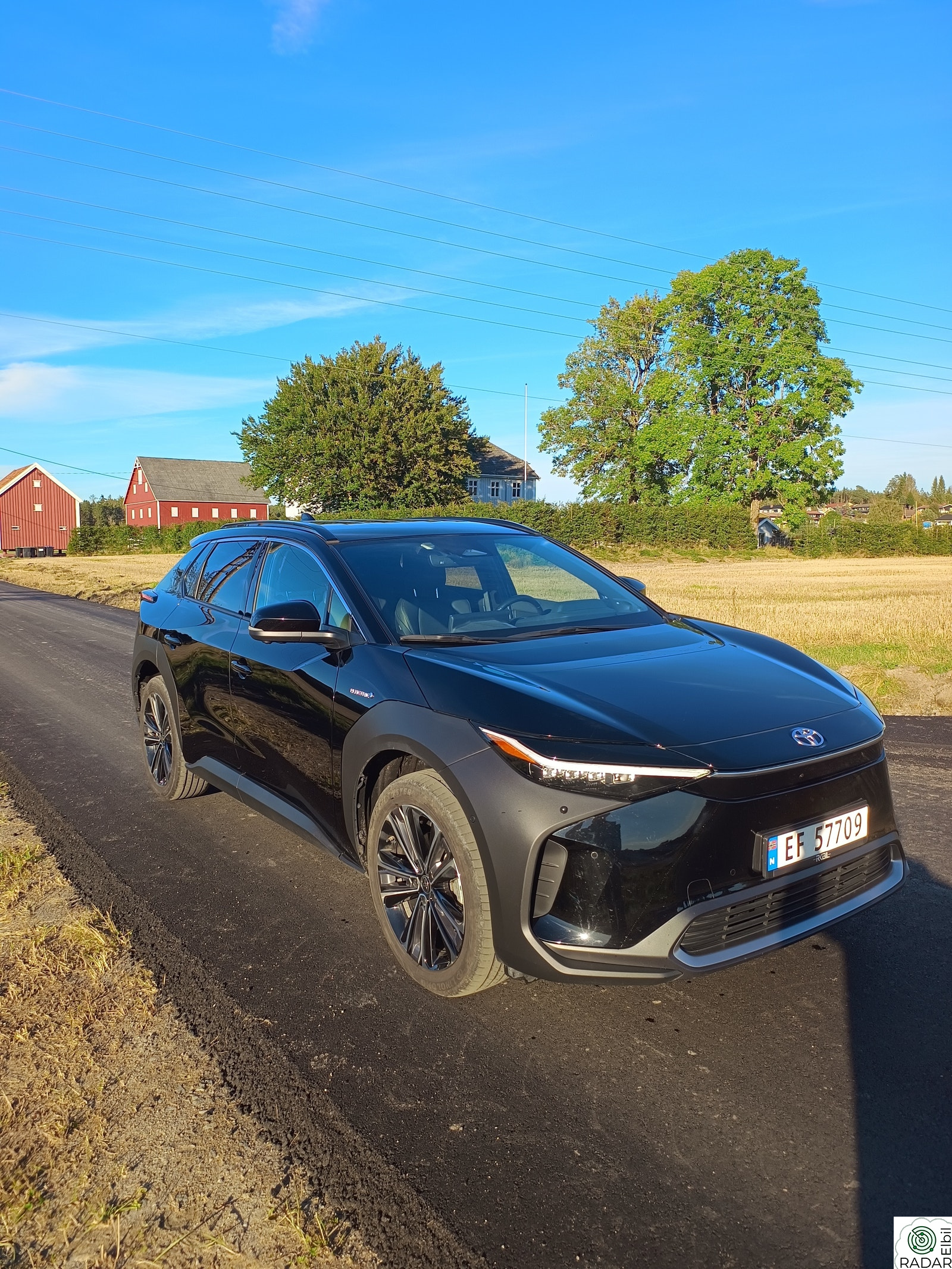 TOYOTA BZ4X AWD Executive