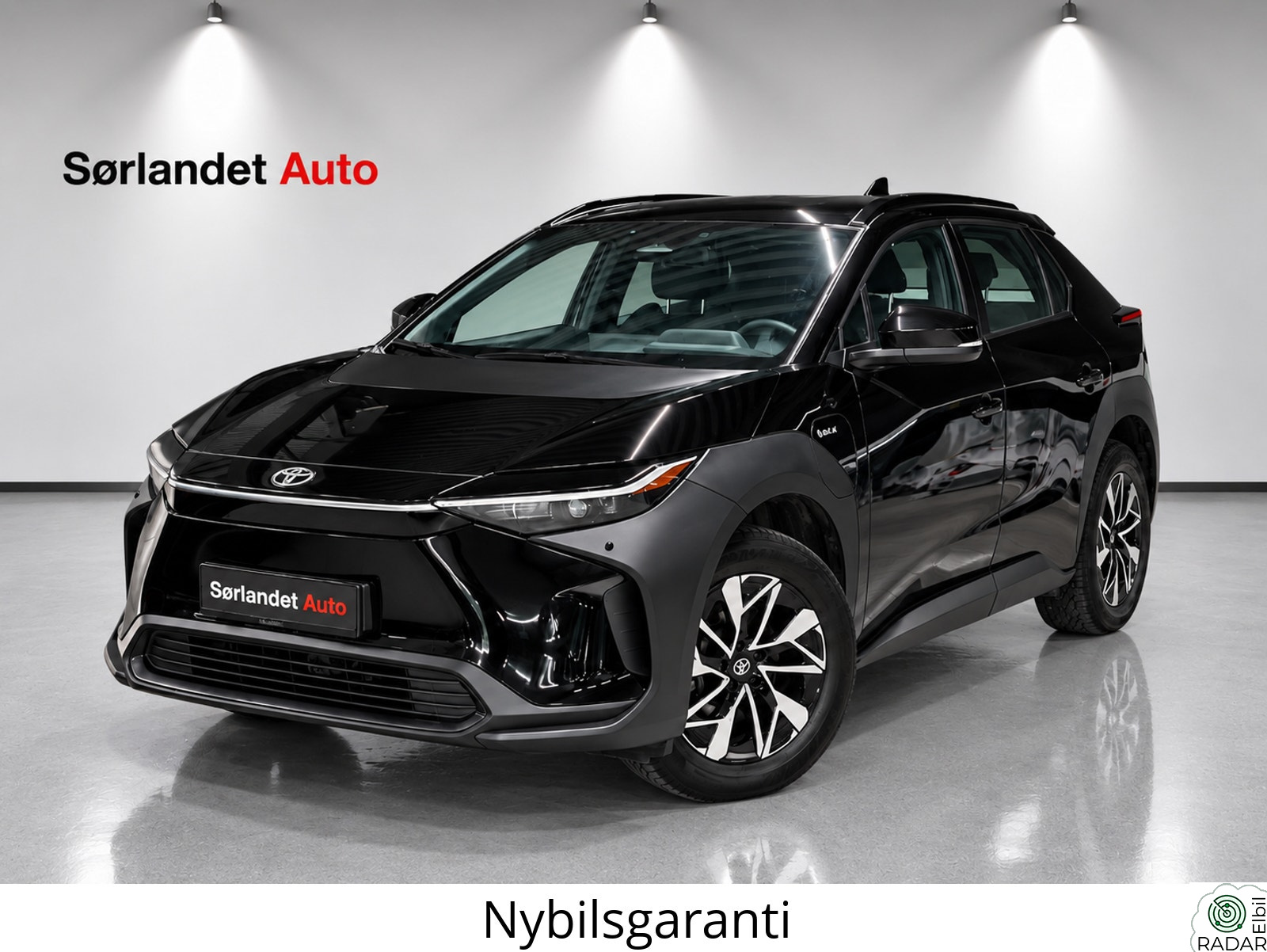 TOYOTA BZ4X Active Tech AWD - Kamera - Parkvarme- ACC -Rattvarme