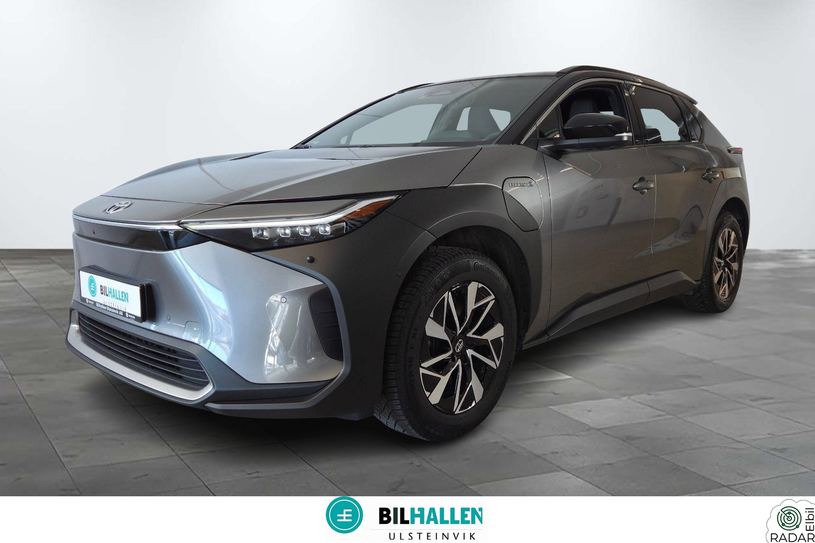 TOYOTA BZ4X Executive Bitone AWD , krok