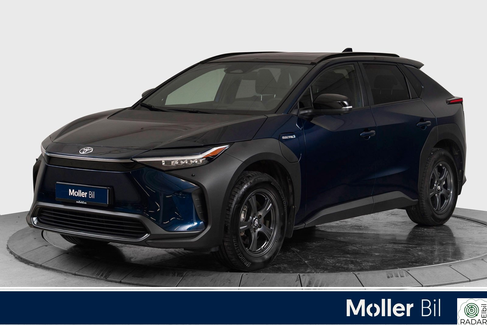 TOYOTA BZ4X AWD Active Tech - 360Kam, Delskinn, Navi, ACC