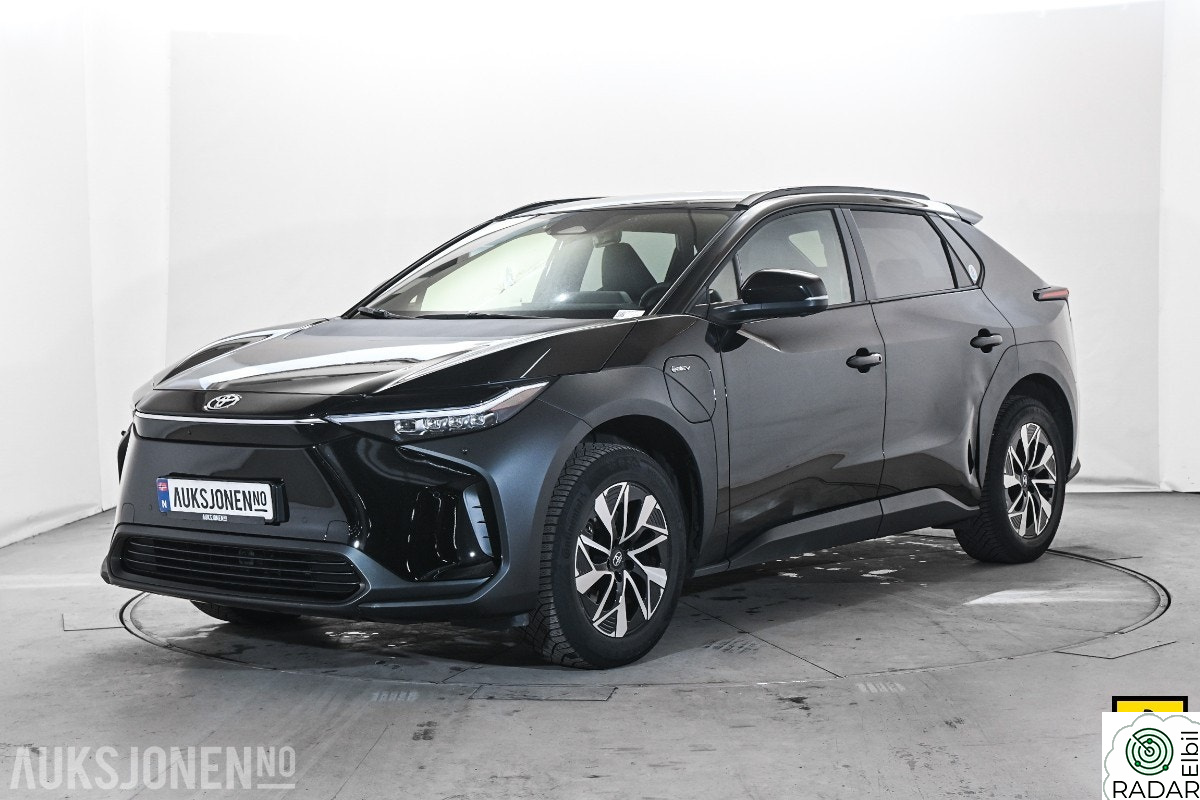 TOYOTA BZ4X AWD NORSK EN EIER 360-KAMERA ADAPTIV CRUISE RATTVARME D