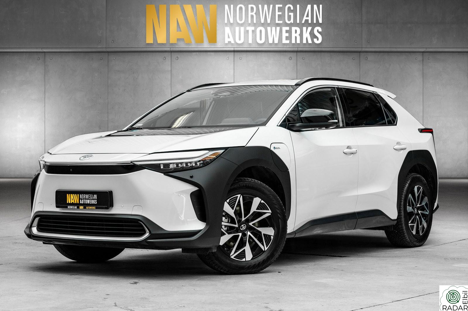 TOYOTA BZ4X AWD Executive Helskinn, El.Seter, 360 Kamera+++