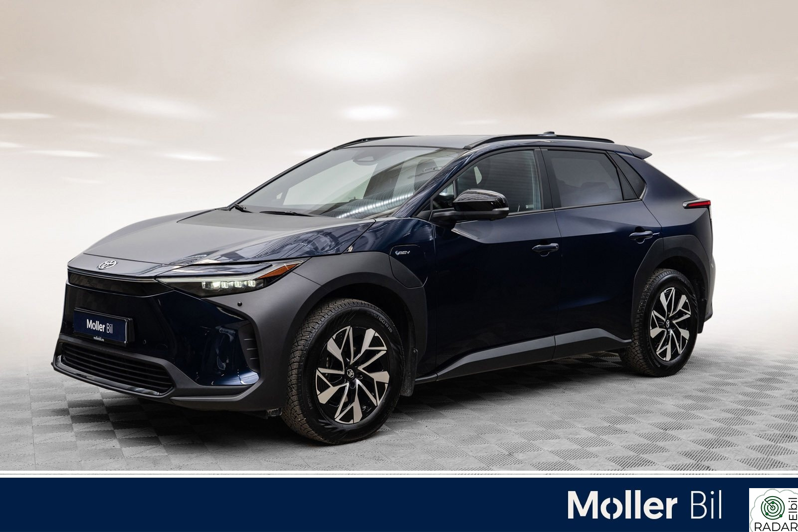 TOYOTA BZ4X AWD Active Tech/LAV KM/360KAM/ACC/NAVI/LED++