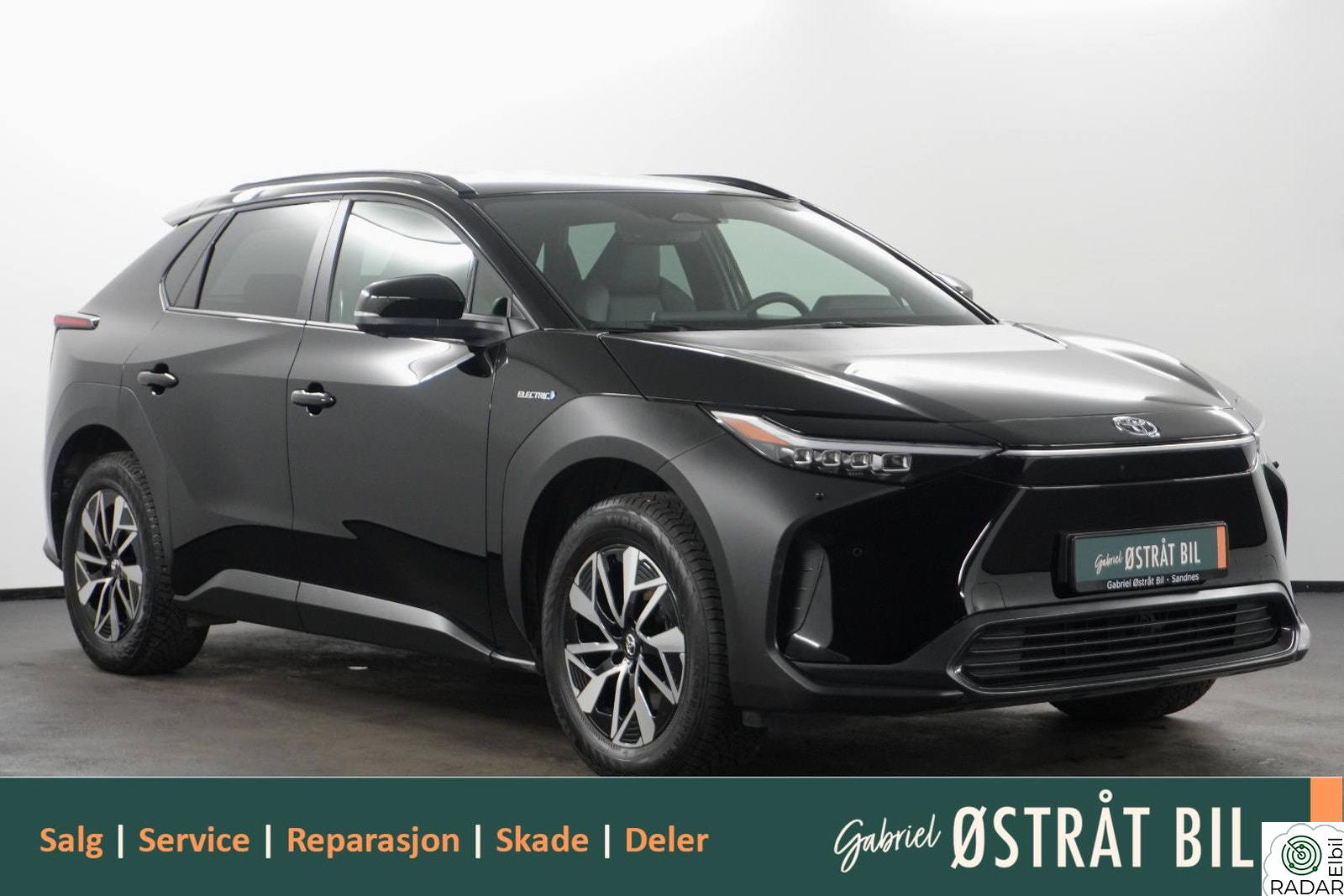 TOYOTA BZ4X AWD Active Tech | ACC | H. feste | El. sete | Navi |