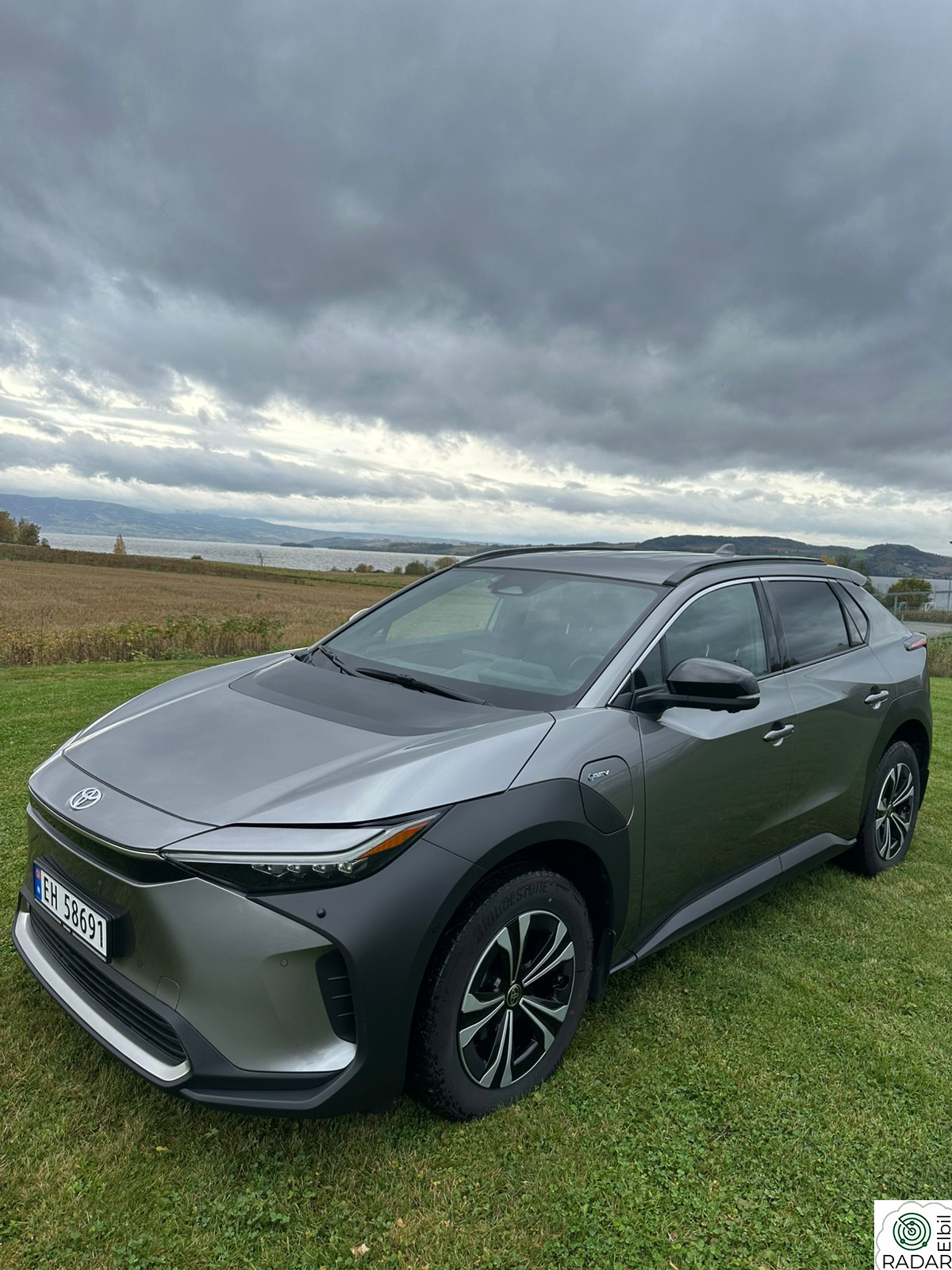 TOYOTA BZ4X AWD Executive