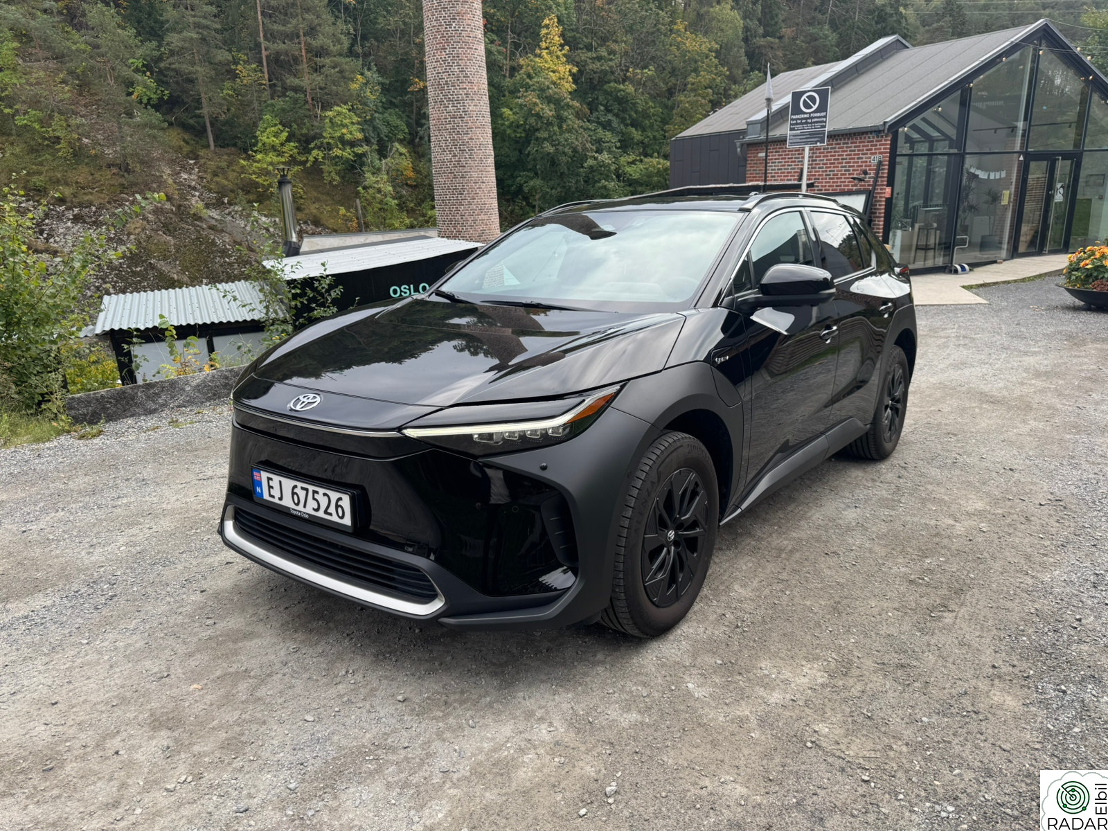 TOYOTA BZ4X AWD Executive