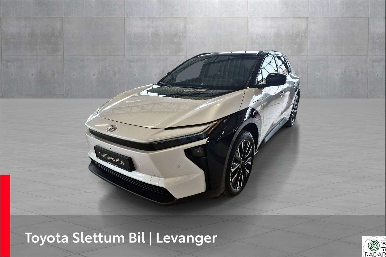 TOYOTA BZ4X AWD Executive Panorama Bitone
