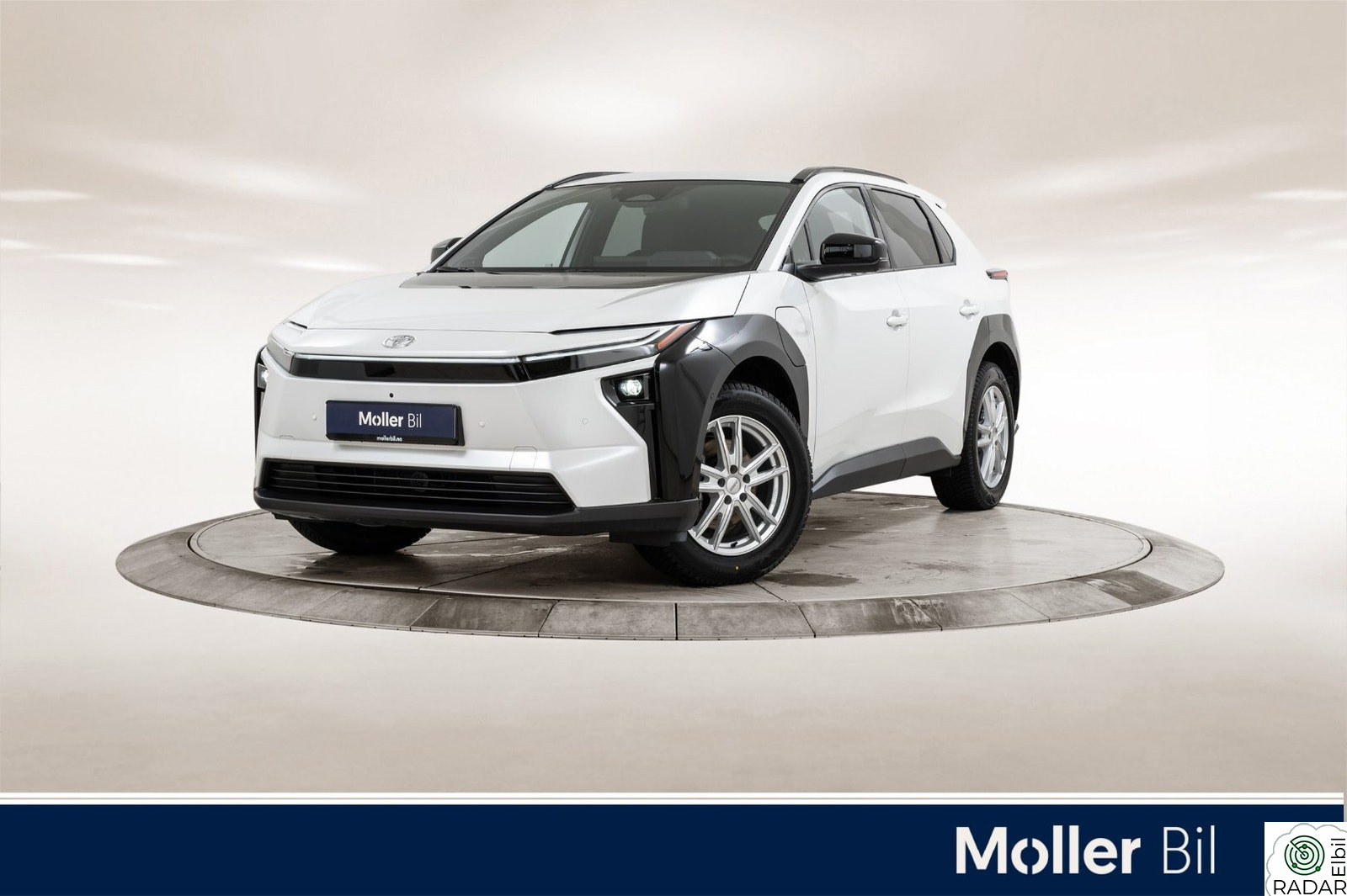 TOYOTA BZ4X AWD Executive - JBL, 360Kam, Skinn