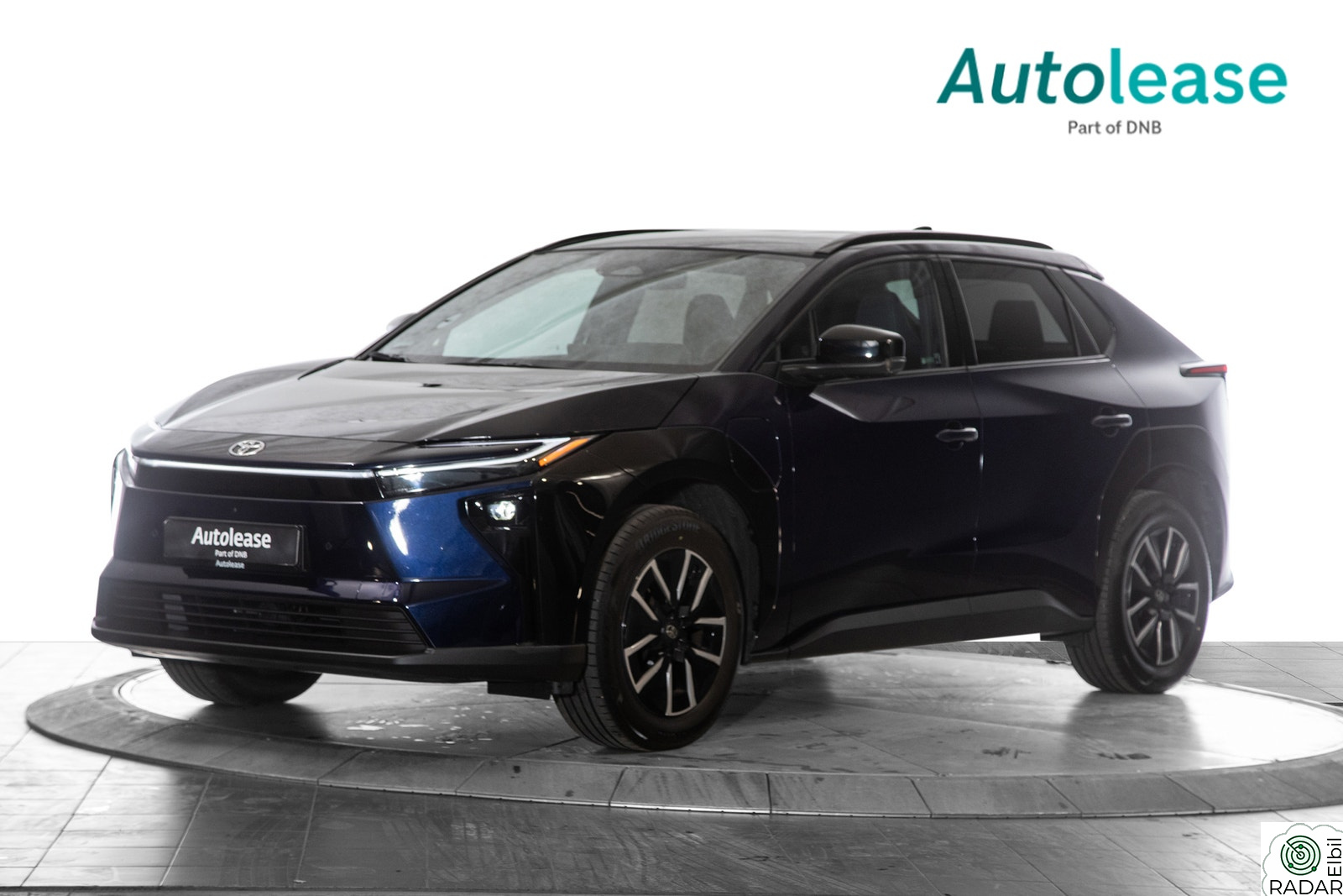 TOYOTA BZ4X FACELIFT AWD Active Tech Wltp 516 km, El.Sete / Ka,