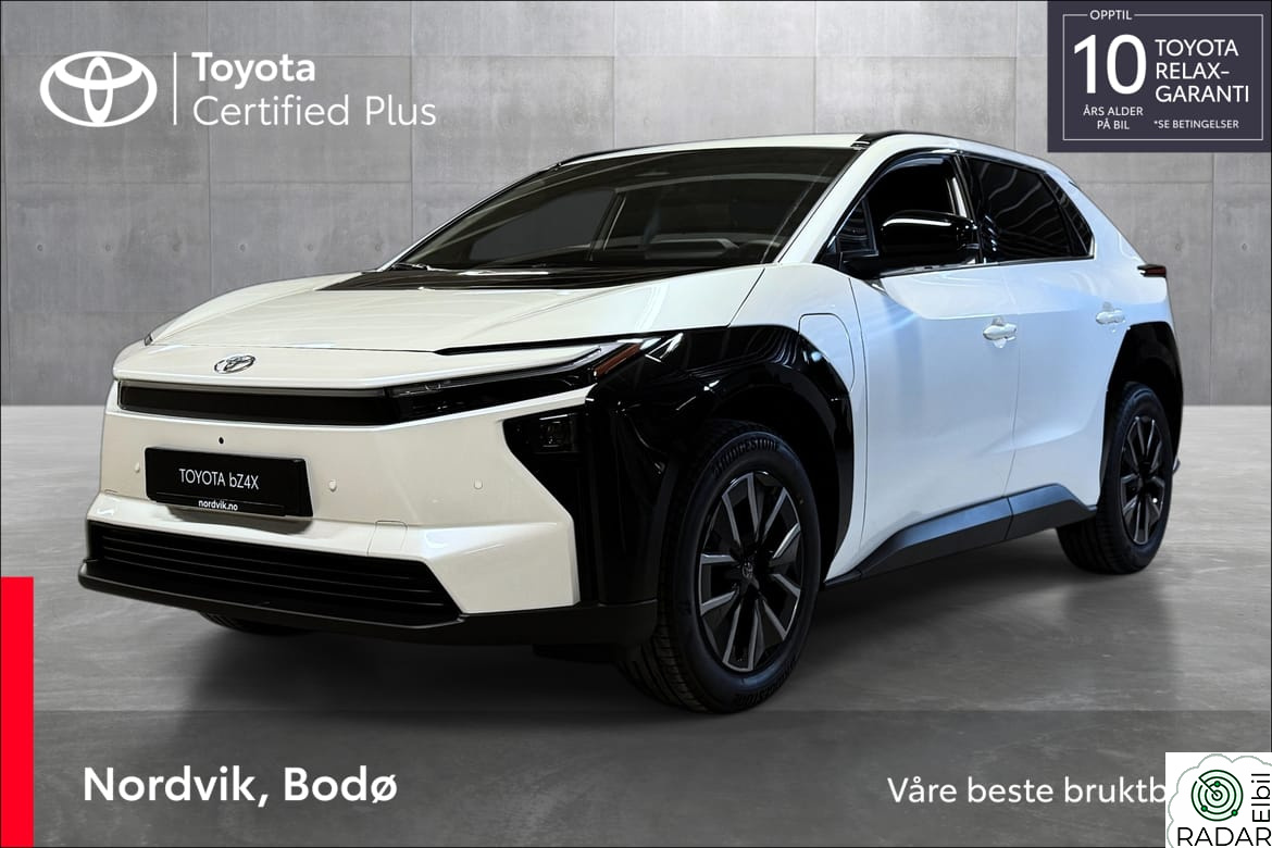 TOYOTA BZ4X Active Tech NY BARE 4KM|ACC|BATTERIVARMER|HENGERFESTE