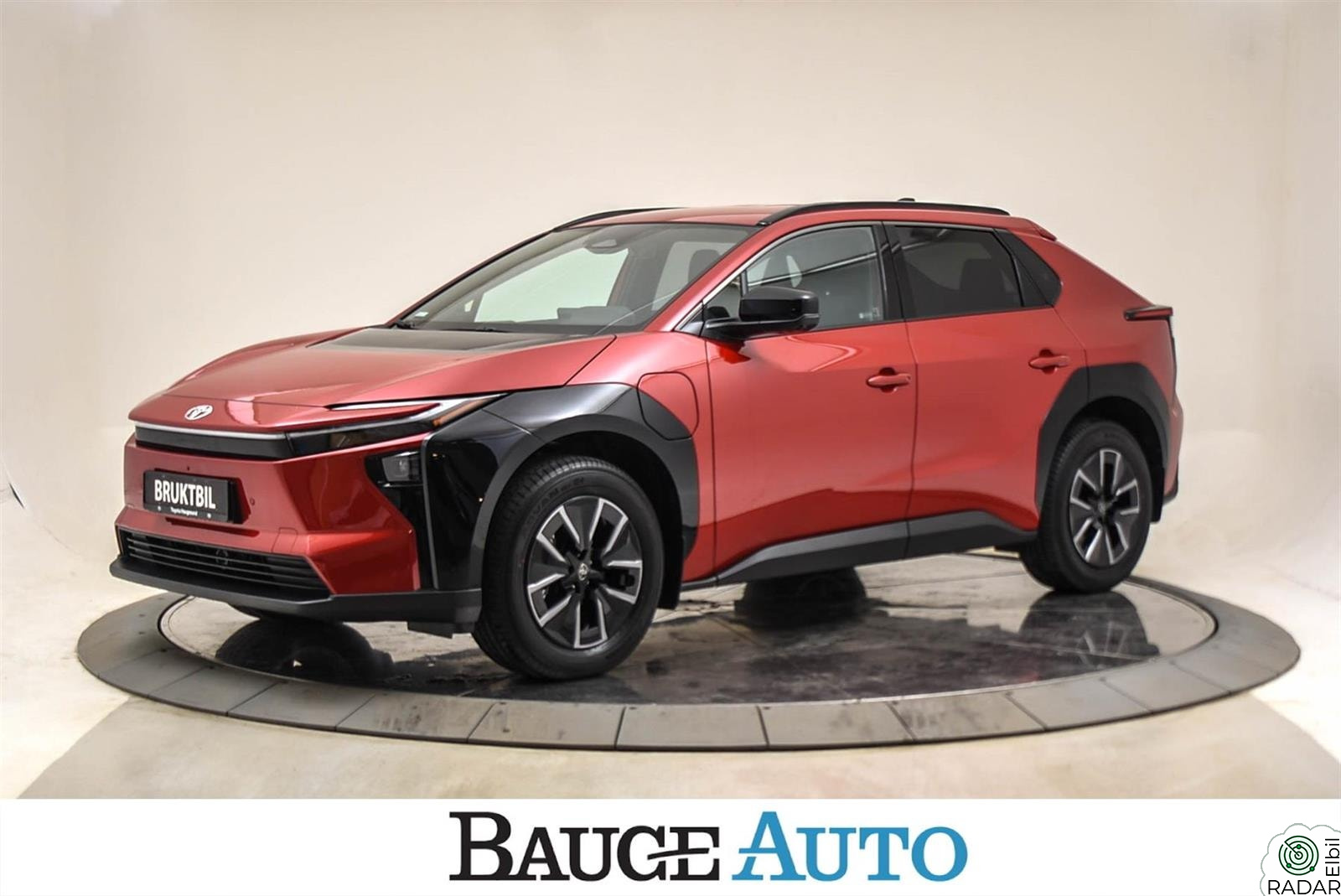 TOYOTA BZ4X Active Tech AWD/360-Kam/Krok/MARS 2026 REG+