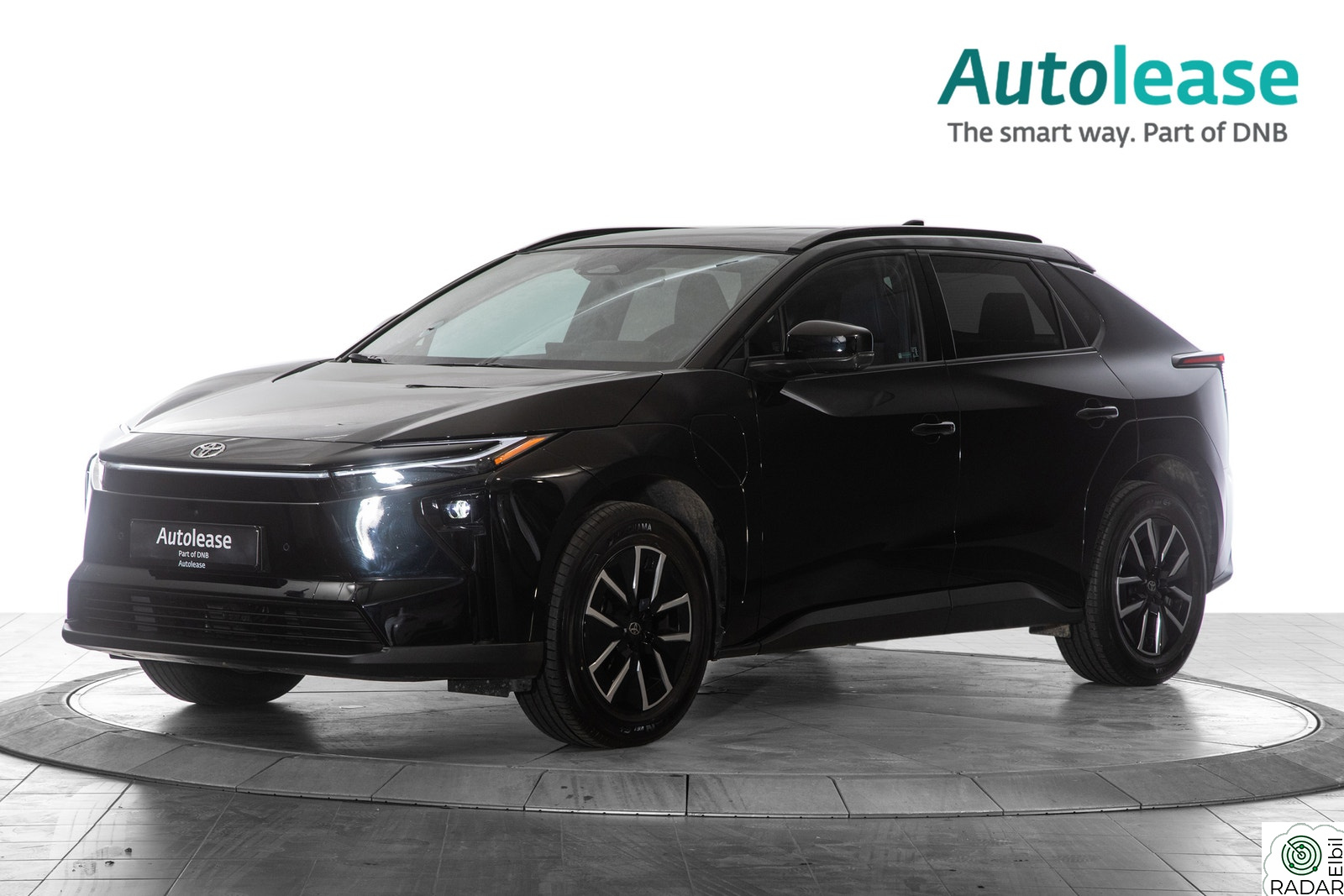 TOYOTA BZ4X AWD Active Tech, Kamera Adaptive Cruise +++,