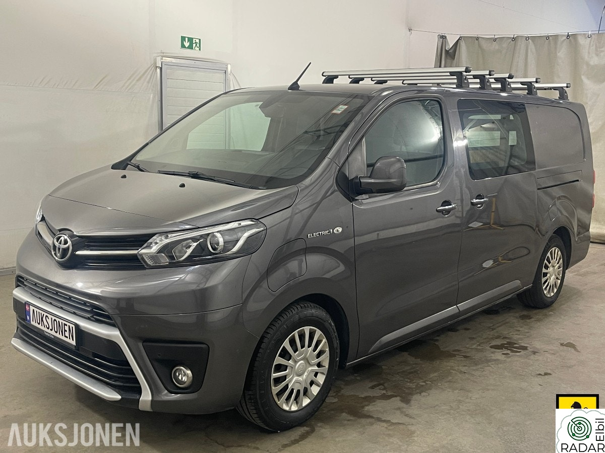 TOYOTA PROACE ELECTRIC 75 KWH 136 HK AUT HENGERFESTE NAVI KAMERA CRUI