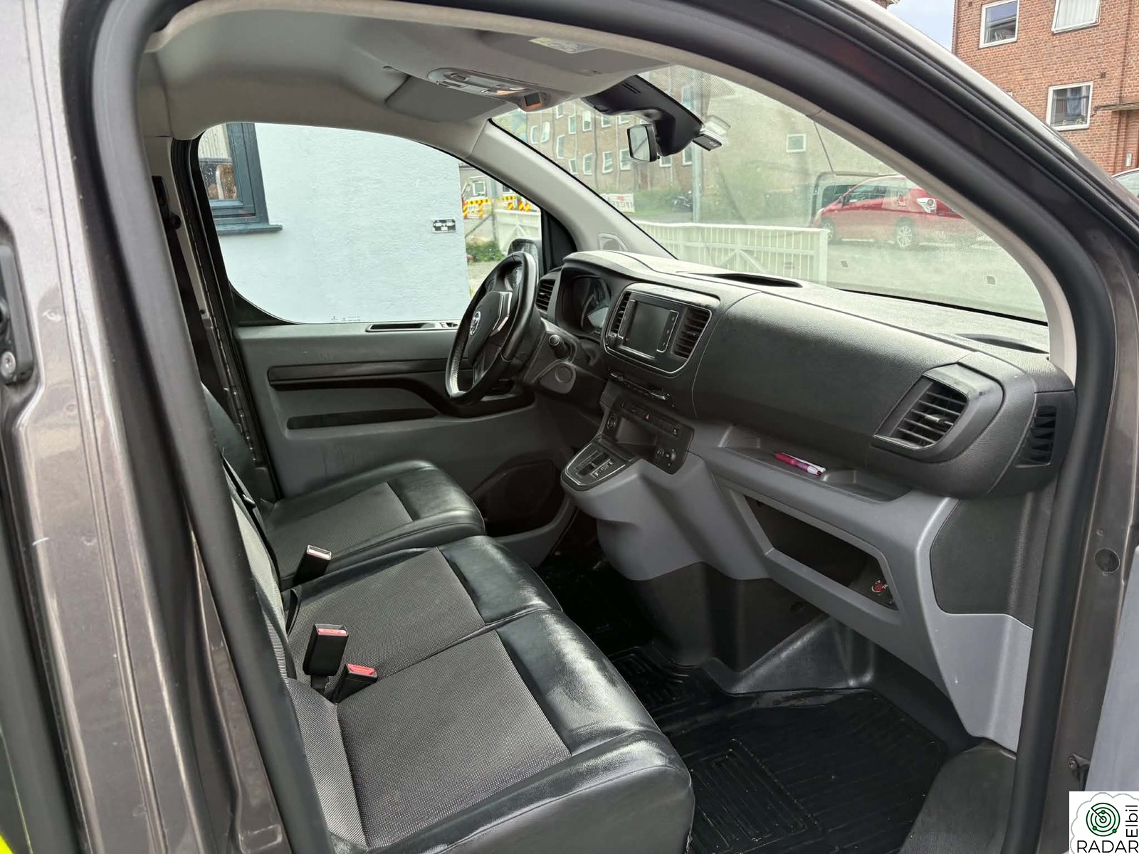 TOYOTA PROACE Electric 75kWt Basic L1H1 THB