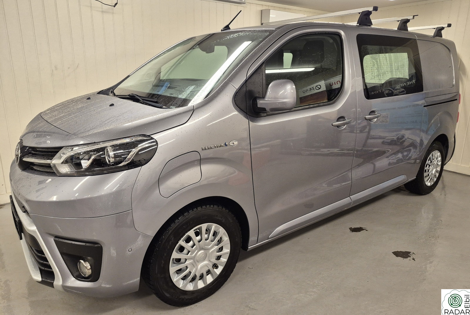 TOYOTA PROACE 75kWt/COMFORT/KEYLESS/NAVI/3 SETER/360 KAMERA/ANDROID