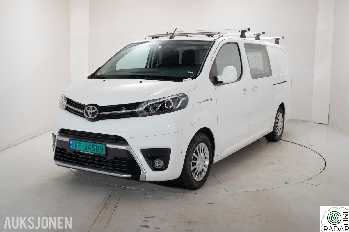 TOYOTA PROACE ELECTRIC 75 KWT L2 AUT HENGERFESTE NAVI KAMERA SKYVEDØR