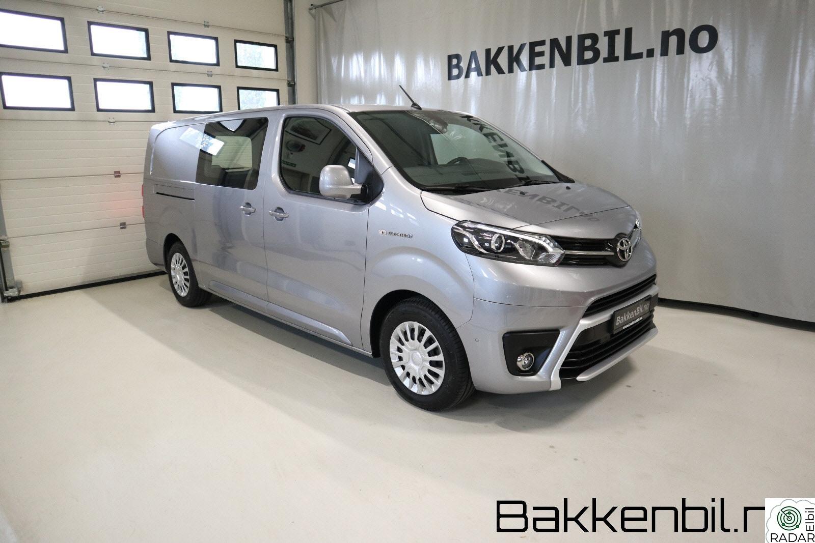 TOYOTA PROACE Electric 75kWt Comfort L2H1 SHB Pen bil, Ny service/Eu