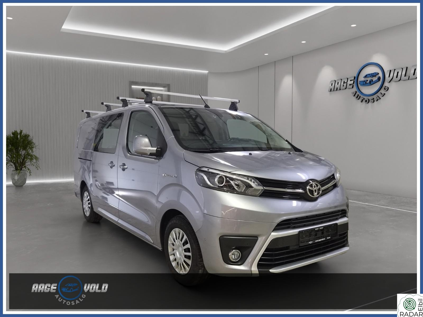TOYOTA PROACE Electric 75kWh Krok - 3-seter - Garanti - GPS - Kamera