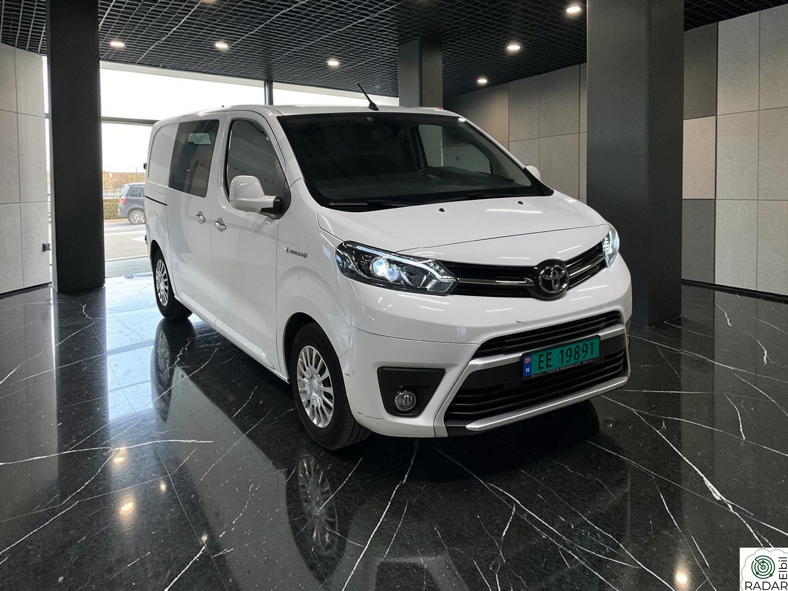 TOYOTA PROACE Electric 75kWt Comfort+l1 +INNREDNING+KROK+NY EU