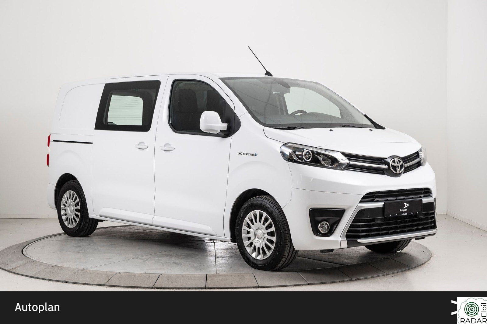 TOYOTA PROACE Electric 75kWt | Cruise/Krok/Kamera