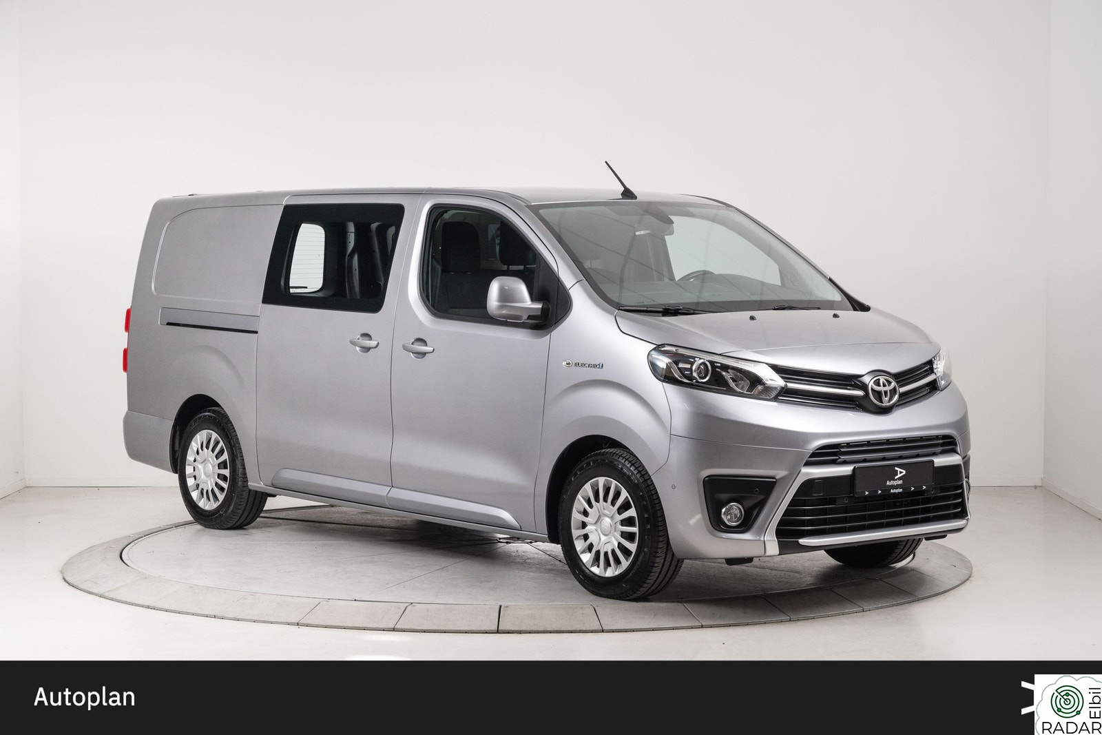 TOYOTA PROACE Electric 75kWt L2 | Cruise/Krok/Kamera