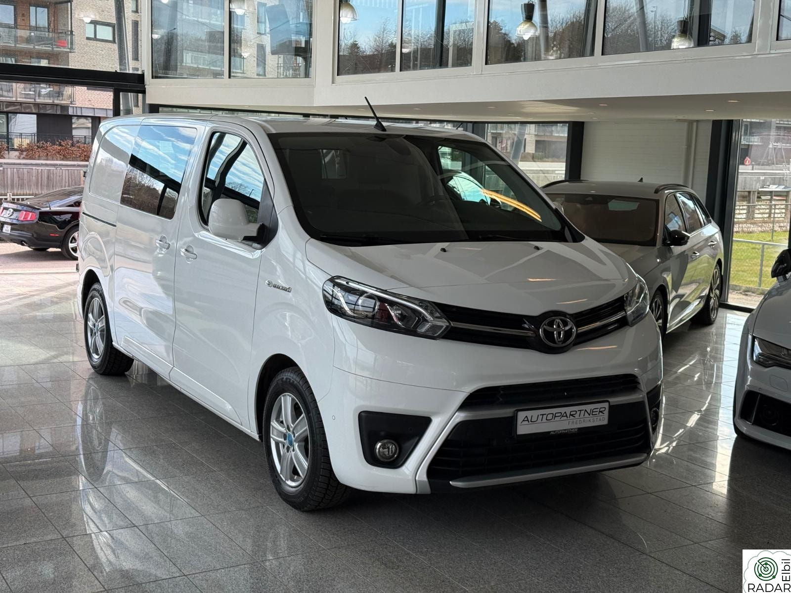TOYOTA PROACE Electric 75kWh 312km