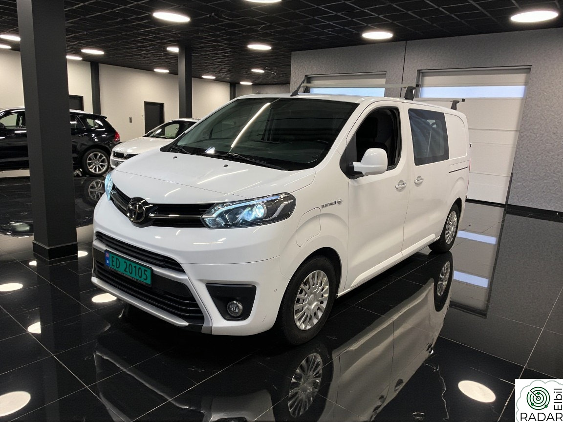 TOYOTA PROACE 75kwt+KROK+R-KAMERA+DELT BAKLUKE+INNREDNING