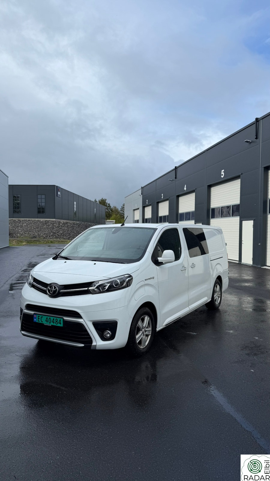 TOYOTA PROACE Electric 75kWt Comfort L2H1 THB