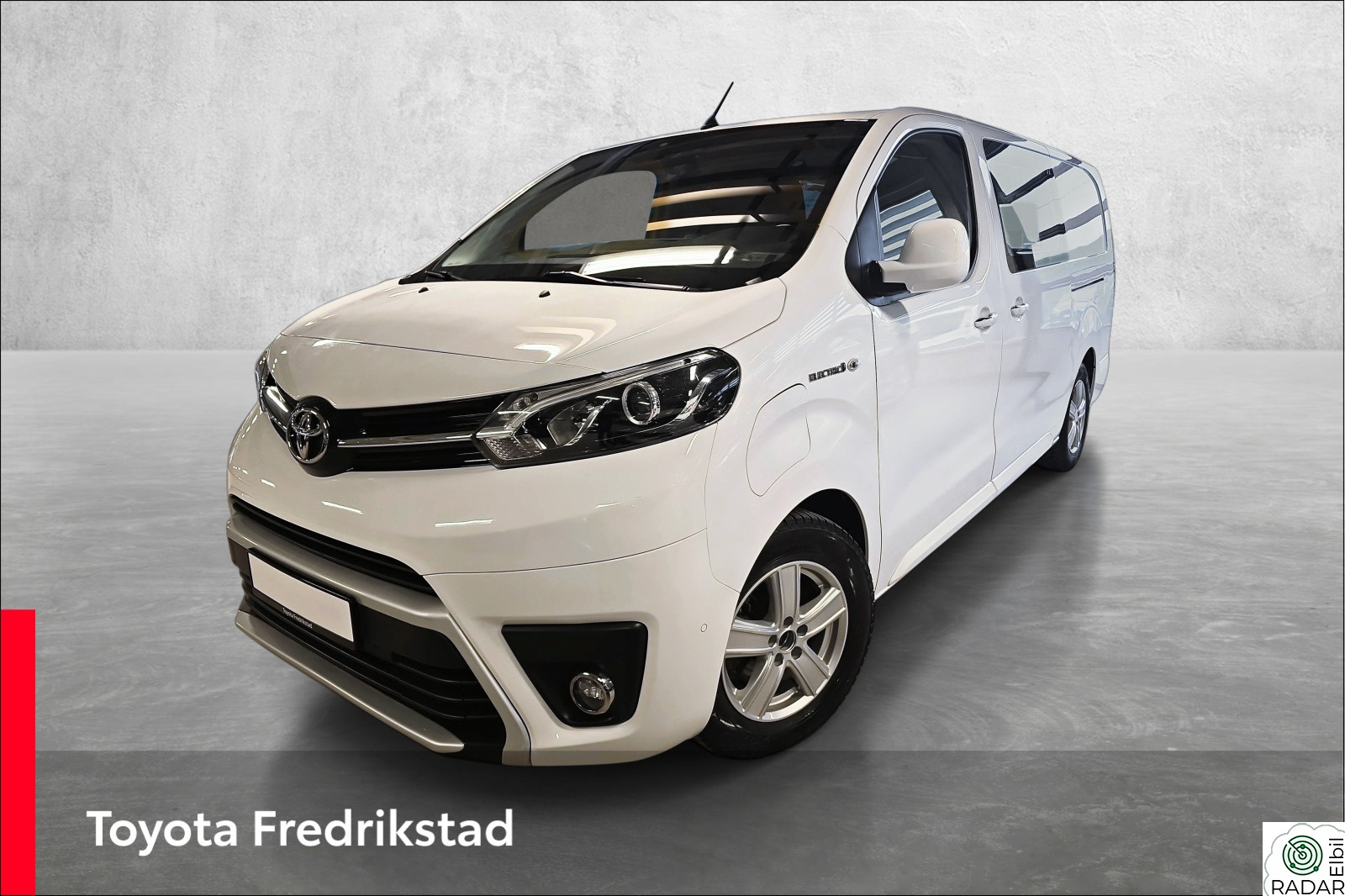 TOYOTA PROACE Electric 75kWt Comfort L2H1 THB | Lang | Hengerfeste