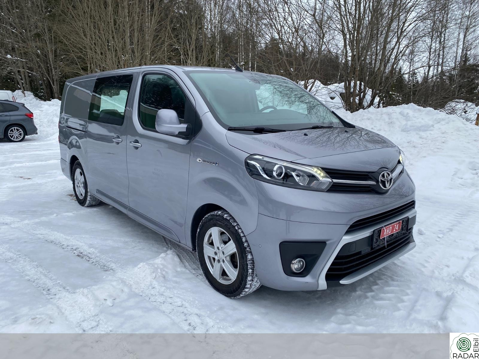 TOYOTA PROACE Electric 75kWh L2-Lang/Krok/Lav Km/Kamera/EU 08-27