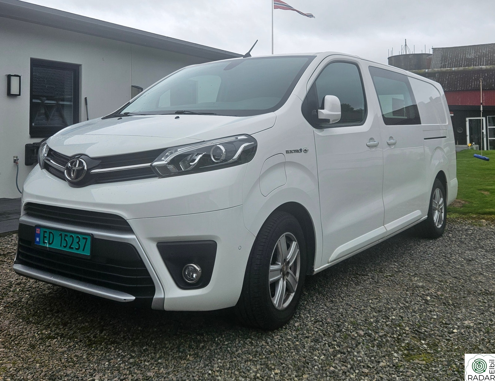 TOYOTA PROACE Electric 75kWt Comfort L2H1 SHB