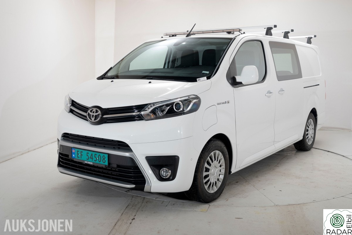 TOYOTA PROACE ELECTRIC 75 KWT L2 AUT HENGERFESTE NAVI KAMERA SKYVEDØR