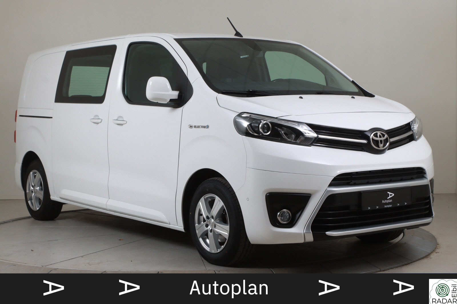 TOYOTA PROACE Electric 75kWt Comfort Fleet L1H1 THB Cruise/Krok/R.kam