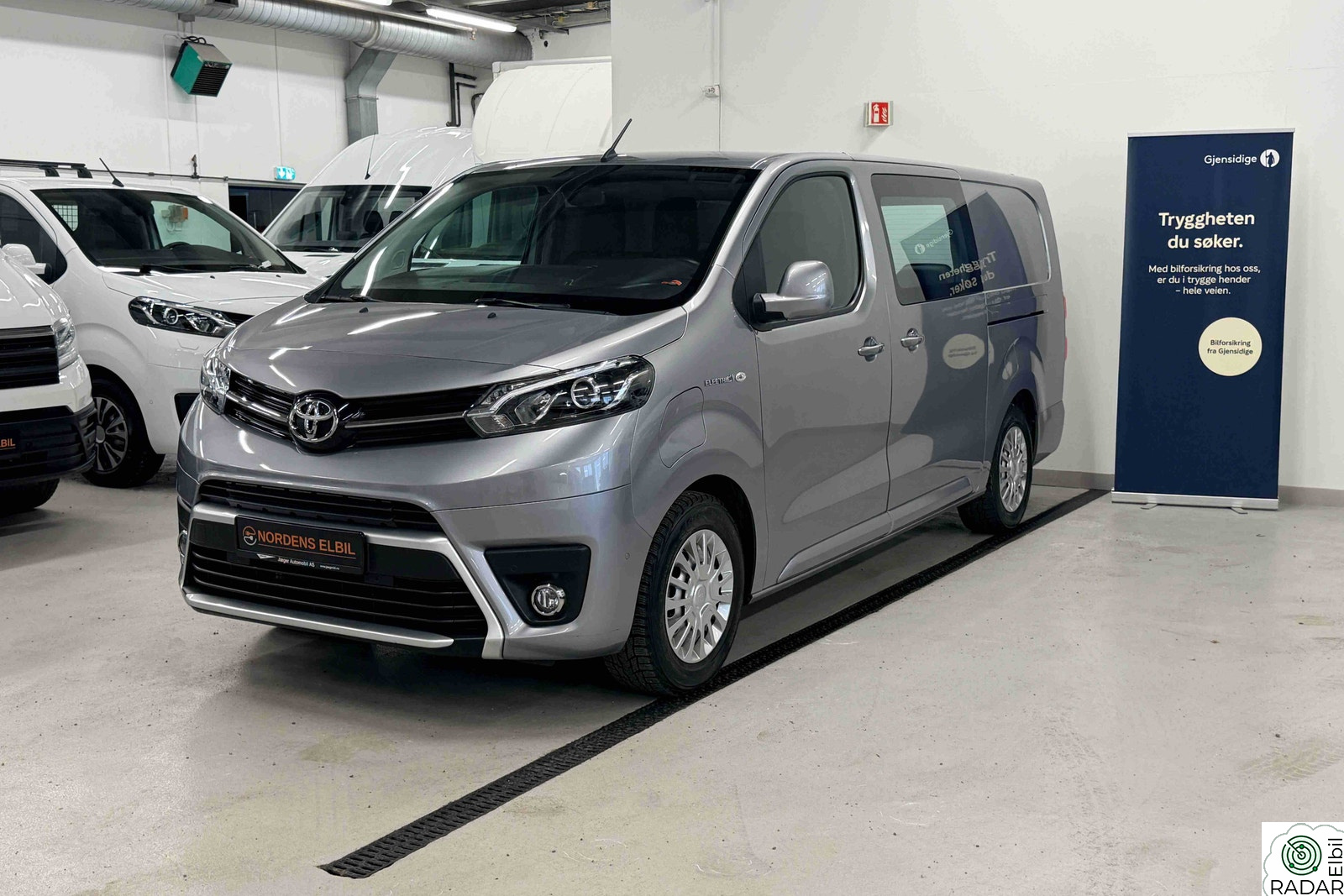 TOYOTA PROACE 75kWh/L2-Lang/10år-garanti/2xskyvedør/DAB/cruise