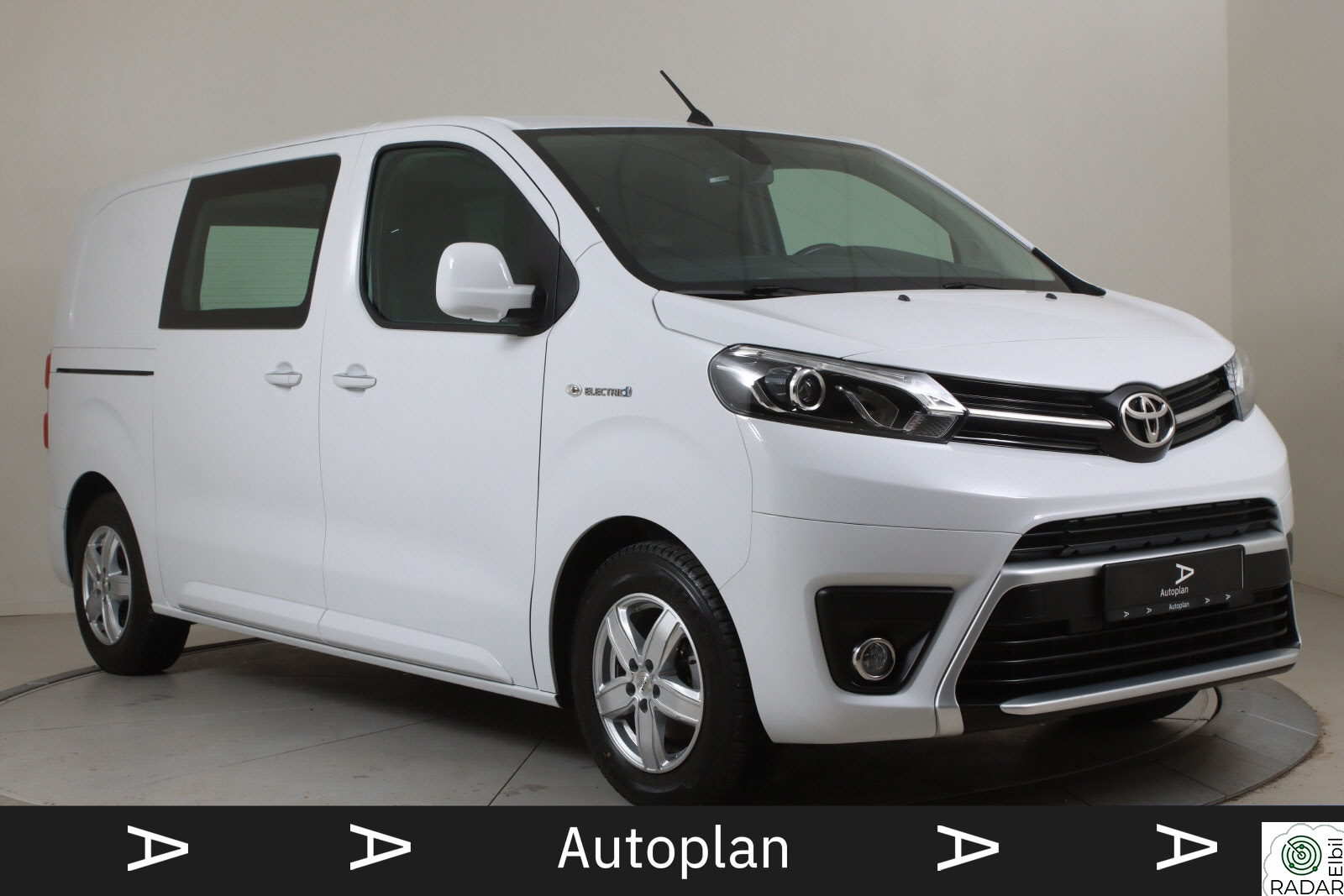 TOYOTA PROACE Electric 75kWt Comfort L1H1 THB Cruise/Krok/Kamera