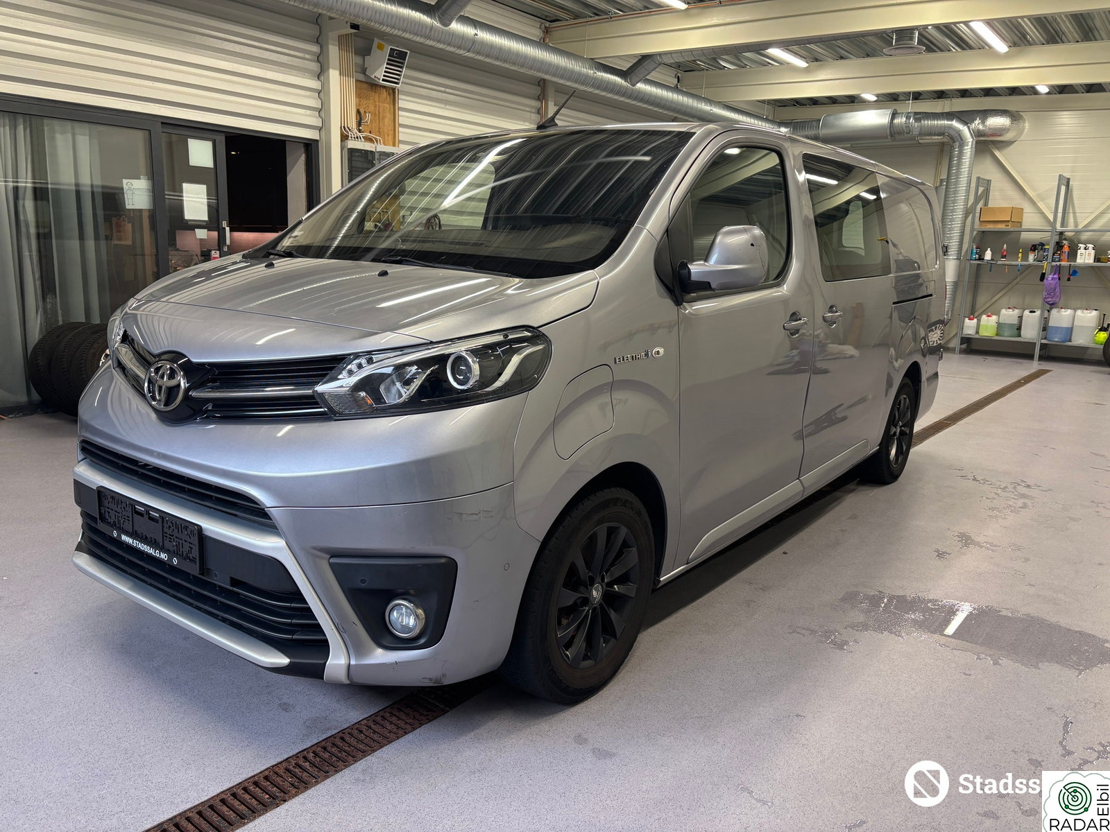 TOYOTA PROACE