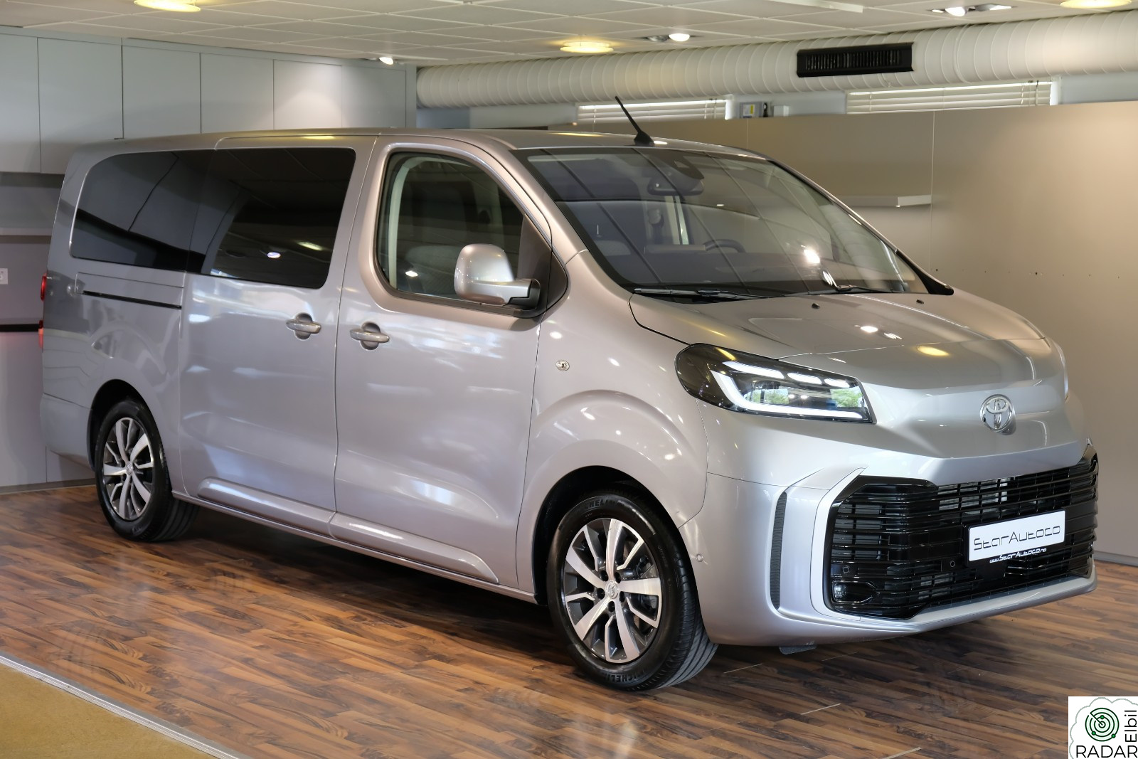 TOYOTA PROACE 75kWh L2 8-seter/ACC/BLIS/Oppv.ratt/R.kam/CarPlay