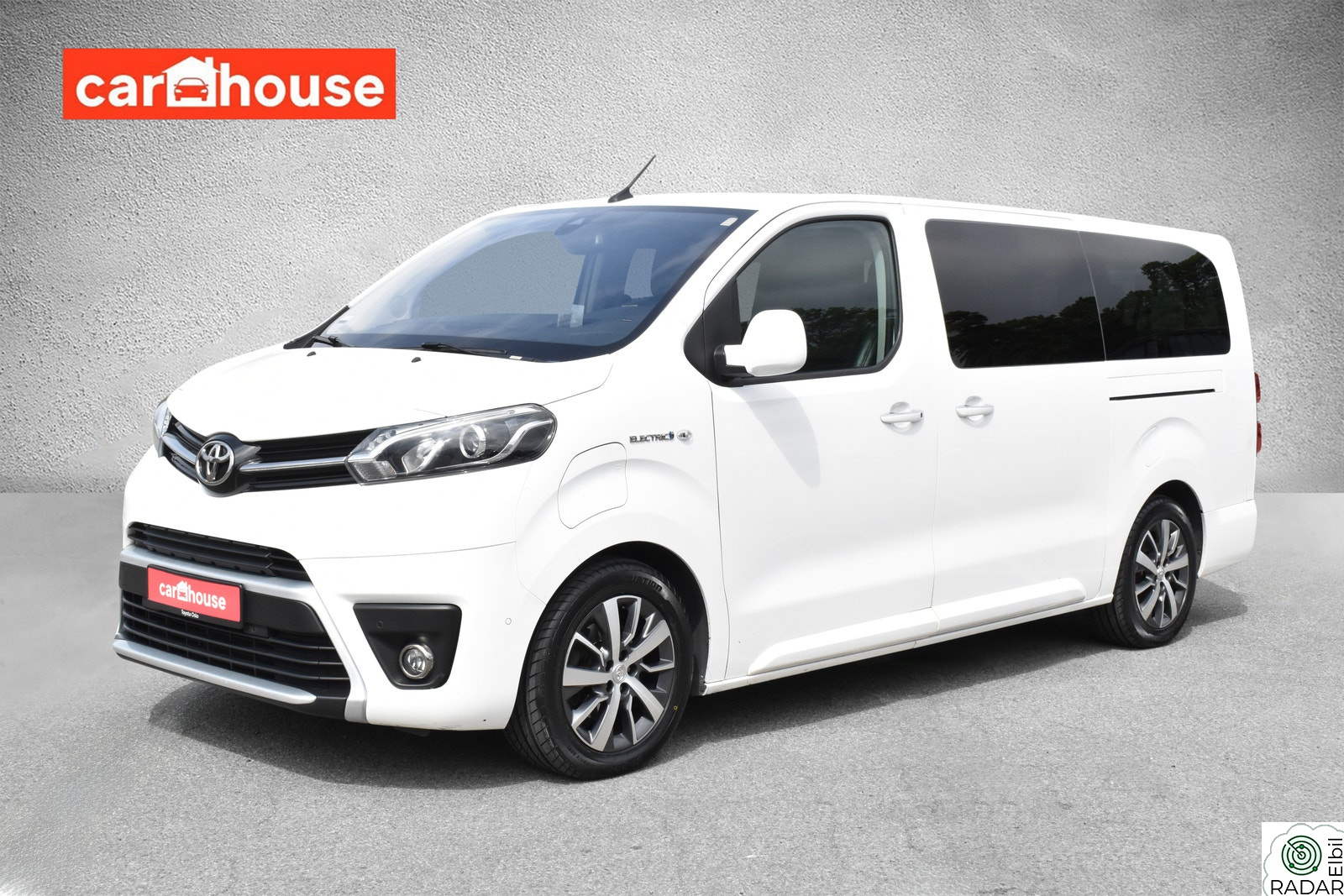 TOYOTA Proace ELECTRIC 8-SET HUD 360CAM SKINN PANORAMA MASSASJ 309KM