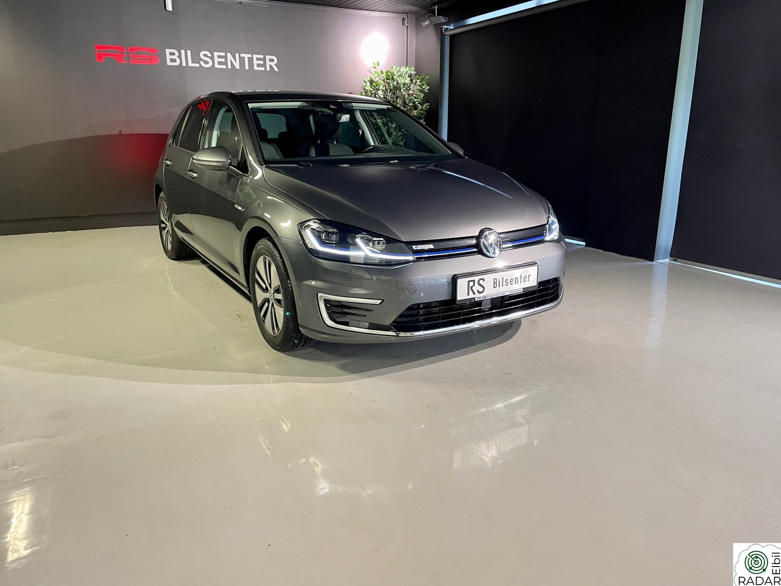 VOLKSWAGEN GOLF E-GOLF/136hk/MEGET PEN!