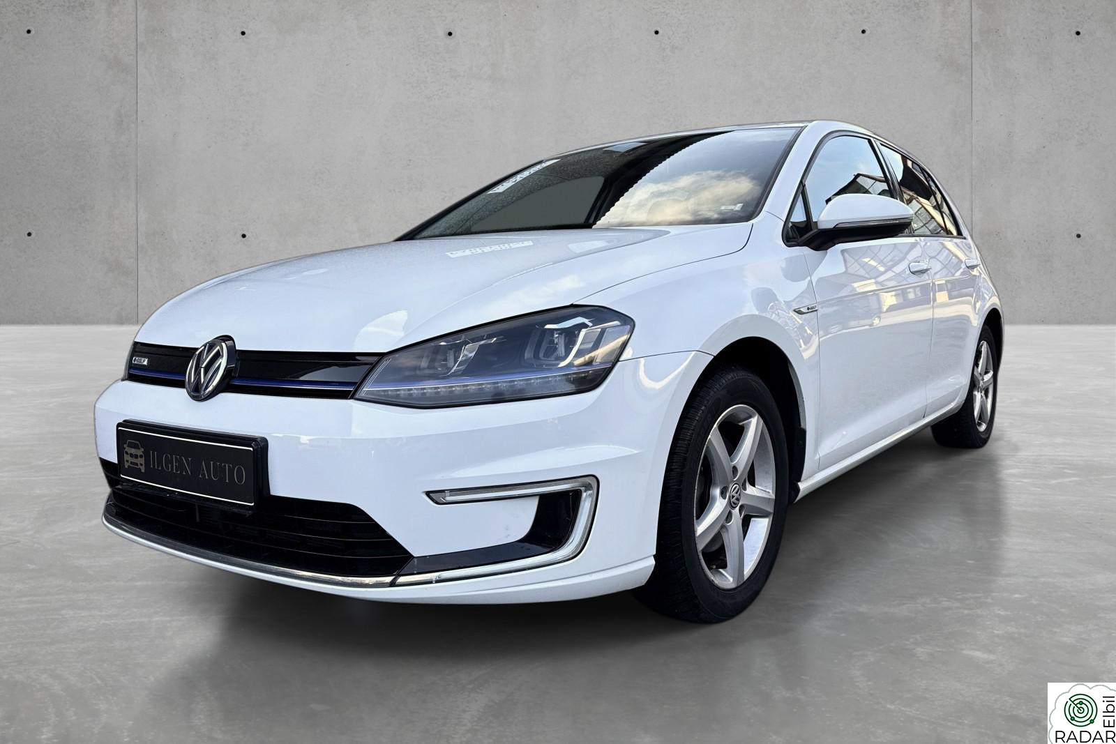 VOLKSWAGEN GOLF Automat/Acc/ Nylig Eu