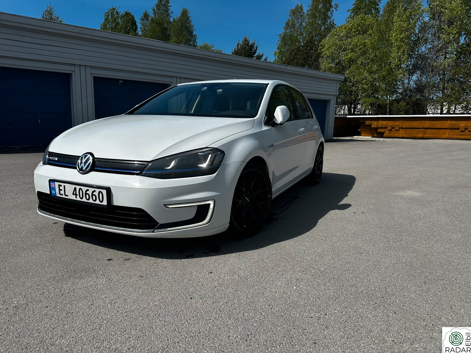 VOLKSWAGEN GOLF E-Golf