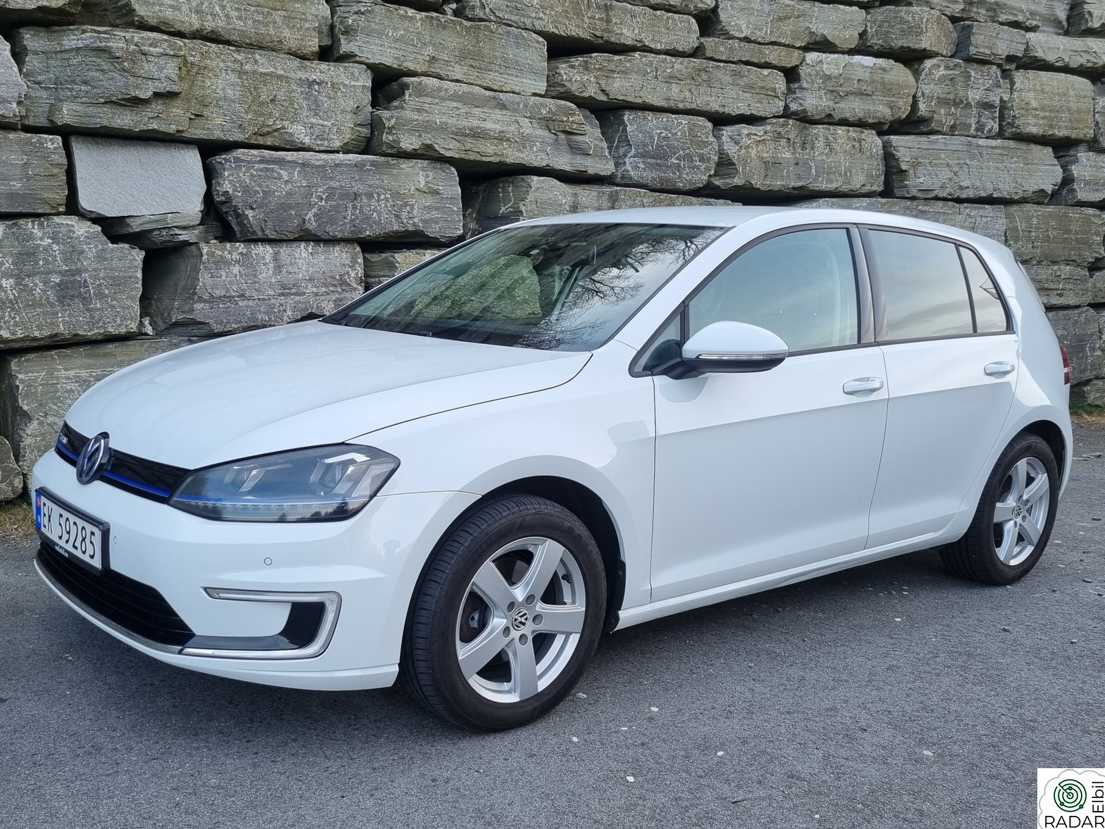 VOLKSWAGEN GOLF Eu-godkjent til 31.03.2028! Nye bremser m.m