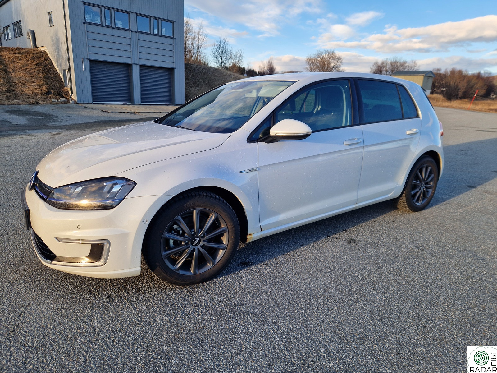 VOLKSWAGEN GOLF E-Golf